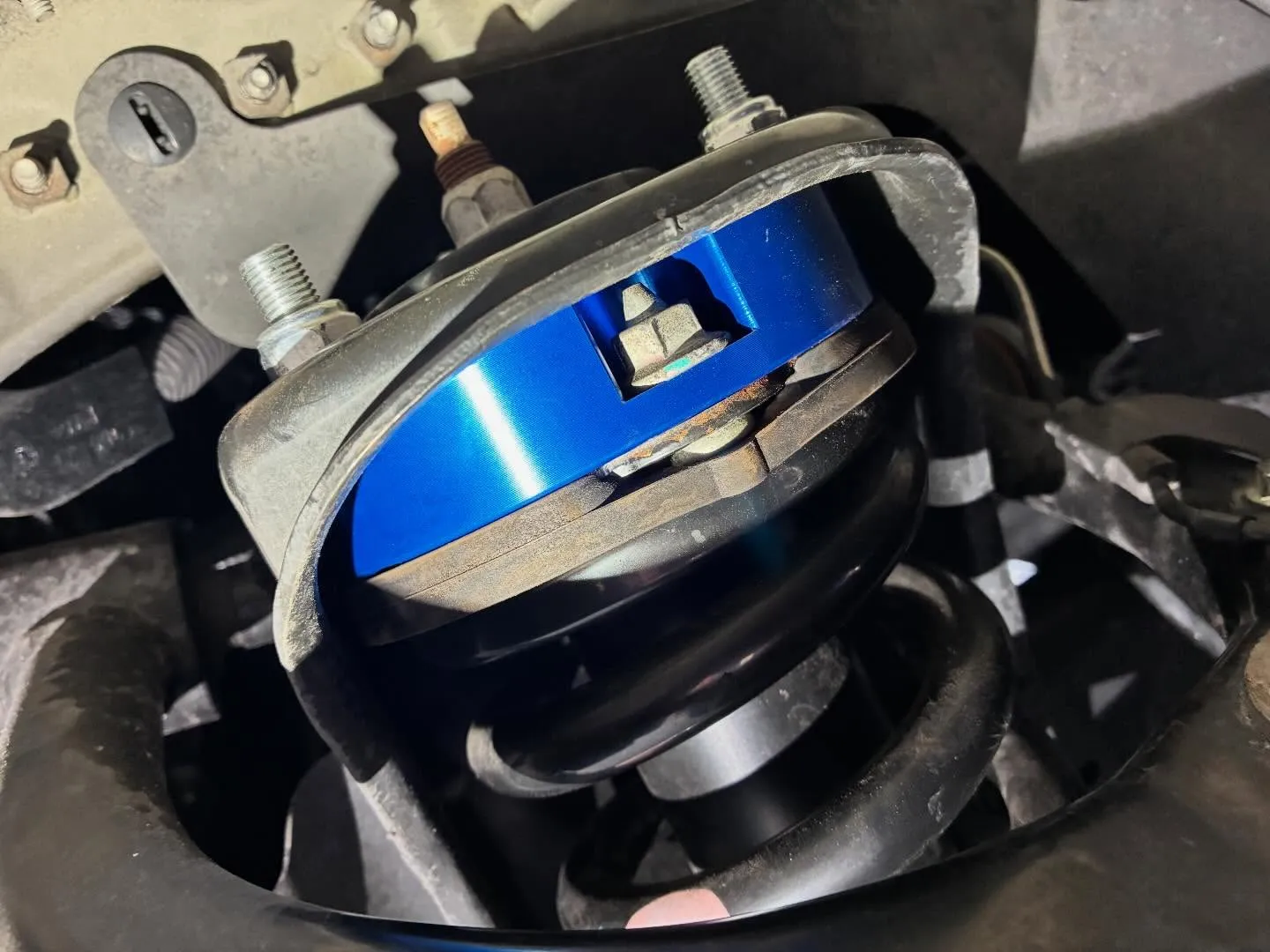 いつもお世話になっているお客様からご依頼をいただき、ハイラッ...