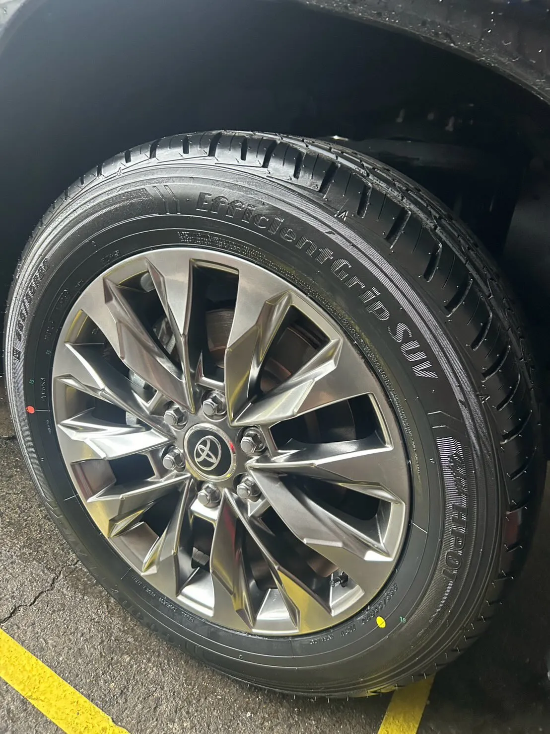 ランクル300タイヤ交換！